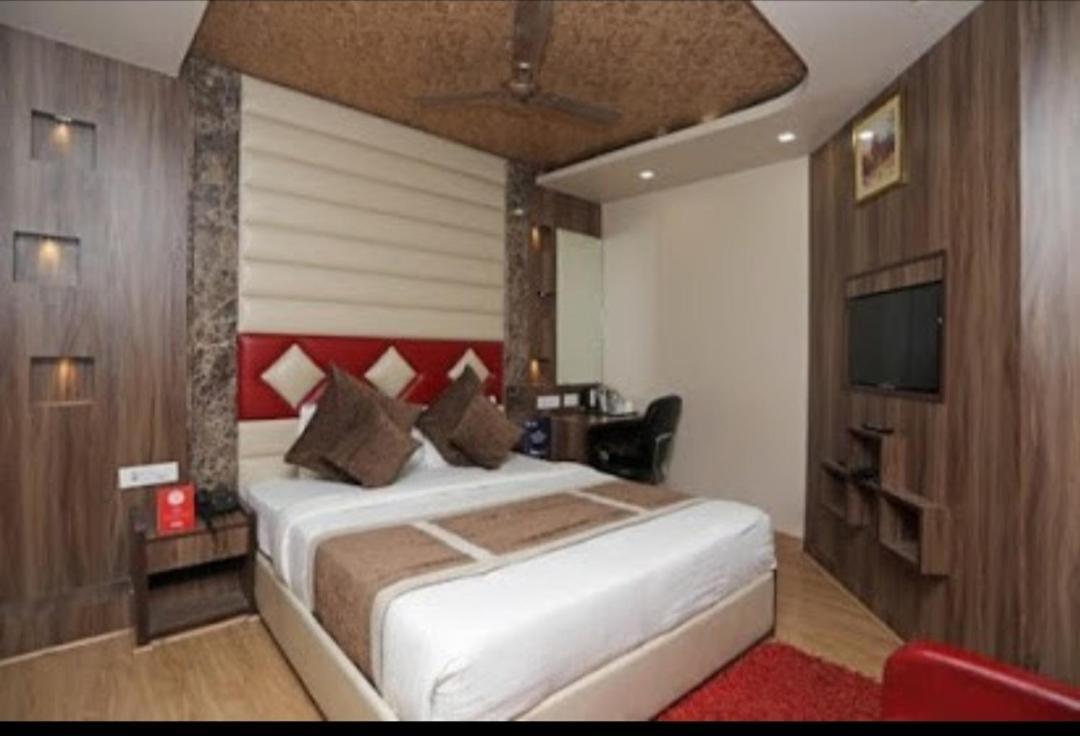 Hotel Sanjay International,Канпур Экстерьер фото