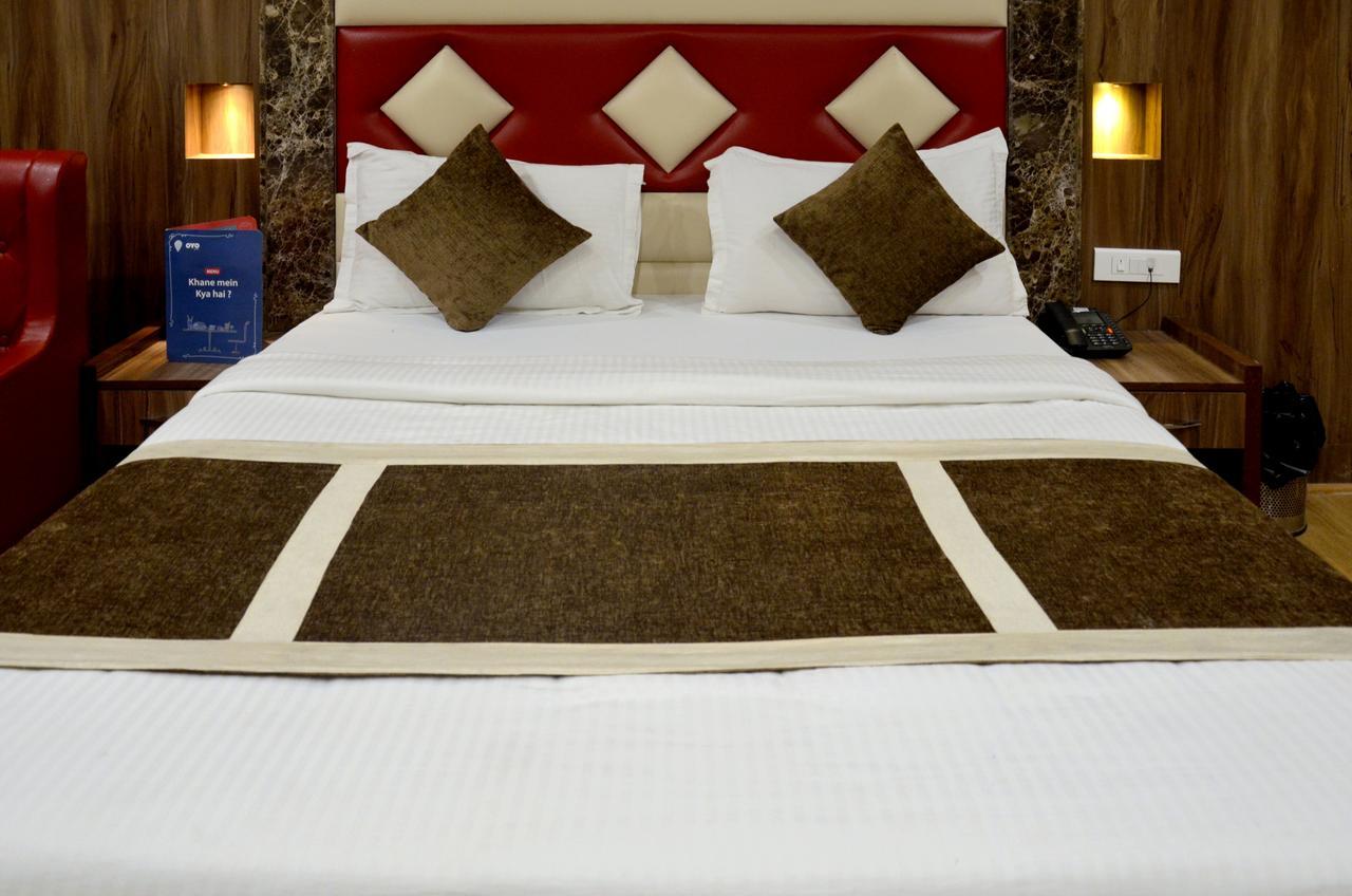 Hotel Sanjay International,Канпур Экстерьер фото